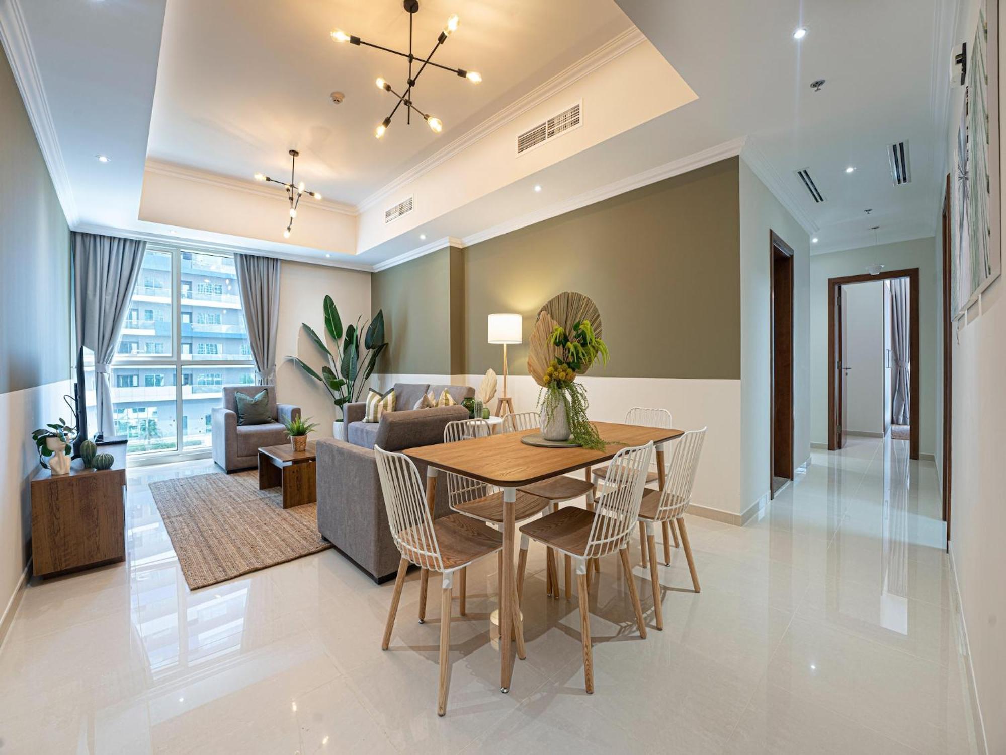 Luxe Near Mall Burj Khalifa Pool Gym Parking Apartment *