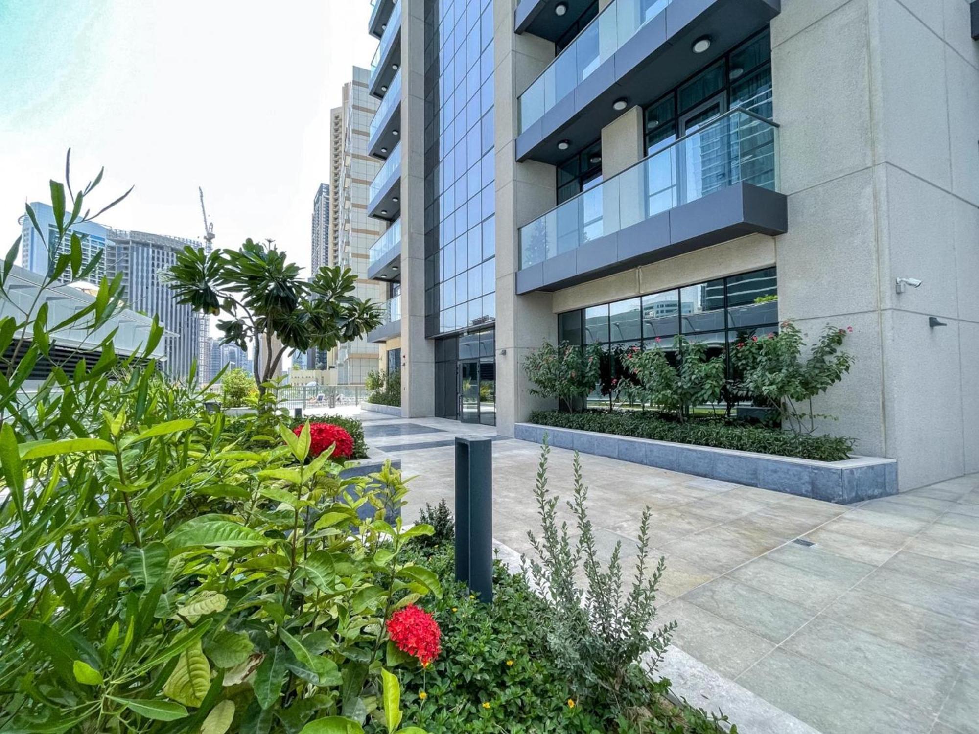 Luxe Near Mall Burj Khalifa Pool Gym Parking