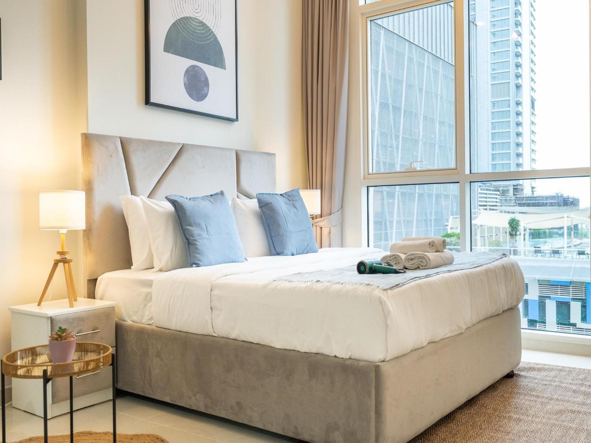 Luxe Near Mall Burj Khalifa Pool Gym Parking Дубай