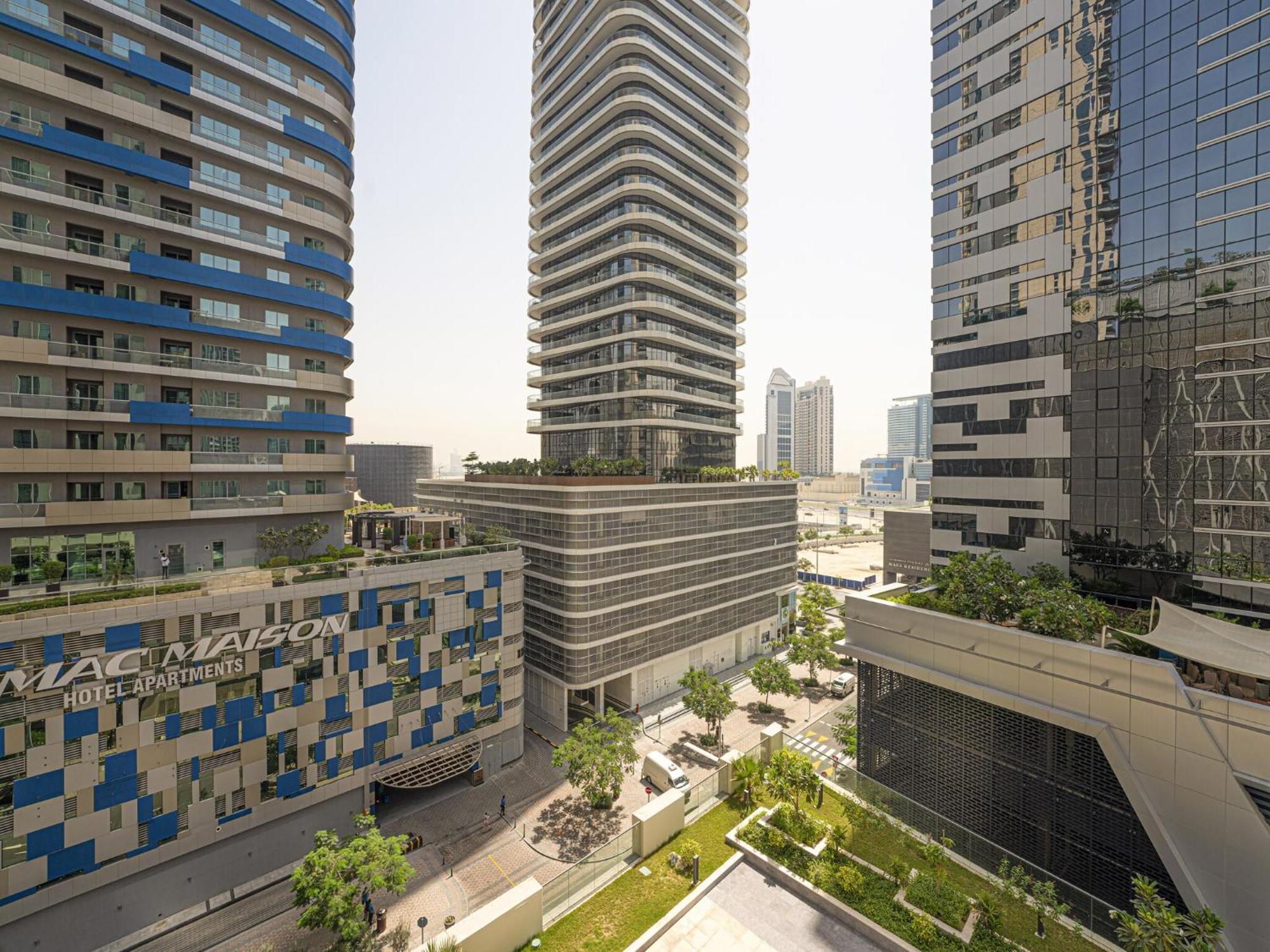 Апартаменти Luxe Near Mall Burj Khalifa Pool Gym Parking